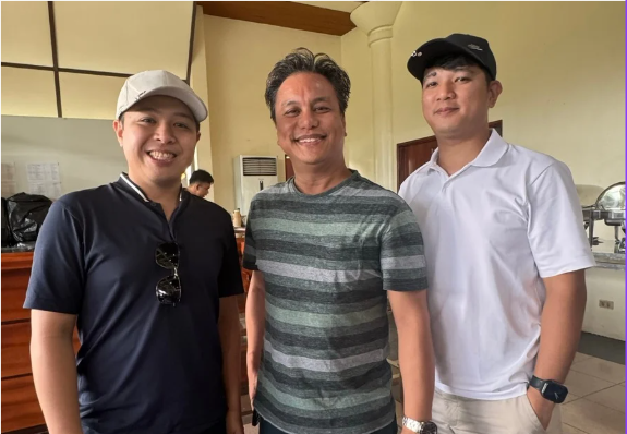 Partners Fernando and Eljohn with Alexander B. Cabrera (center), Chairman Emeritus, PwC Philippines.