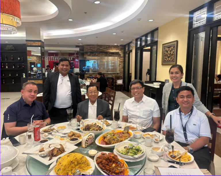 From left to right: Doji Libatique, Rexzon Balacano, Chairman Donnies Alas, Atty. Aurelio Angeles, Mary Ann Duguran, and Carl Martos during a lunch meeting at Fortune Restaurant, Bataan.From left to right: Doji Libatique, Rexzon Balacano, Chairman Donnies Alas, Atty. Aurelio Angeles, Mary Ann Duguran, and Carl Martos during a lunch meeting at Fortune Restaurant, Bataan.